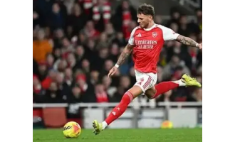 Ben White je dosljedno dokazivao svoju vrijednost dosljednim nastupima i pedantnim, pragmatičnim pristupom